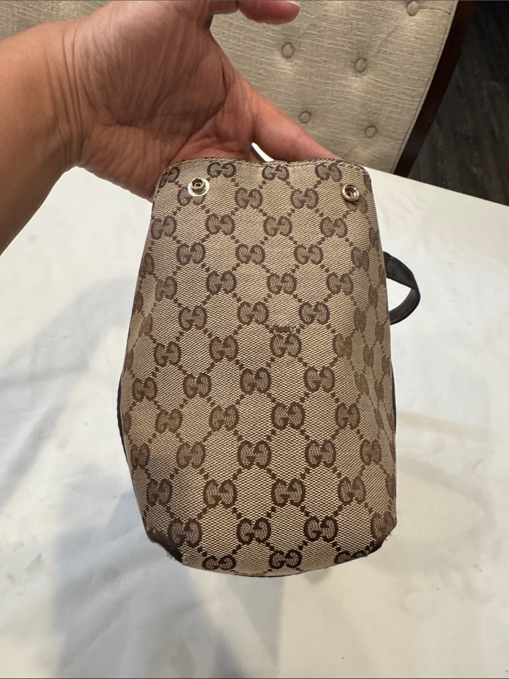 Authentic Gucci Brown GG Canvas Shoulder Bag with Green-Red Web - Picture 6 of 13